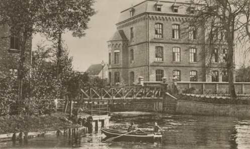 StA_BOH_Picture_Collection_5531 Secondary school for girls and sluice around 1904