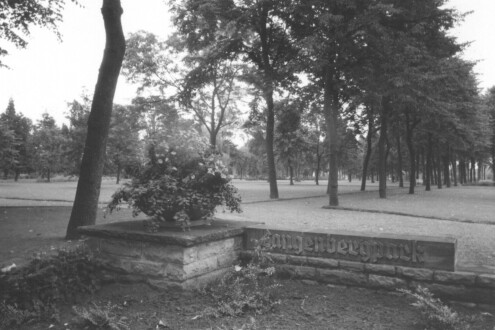 Western entrance to Langenberg Park, 1939 Western entrance to Langenberg Park, 1939