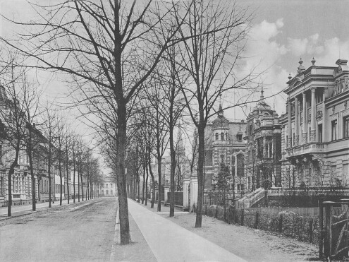 Blick in die Bahnhofstraße um 1915 Blick in die Bahnhofstraße um 1915