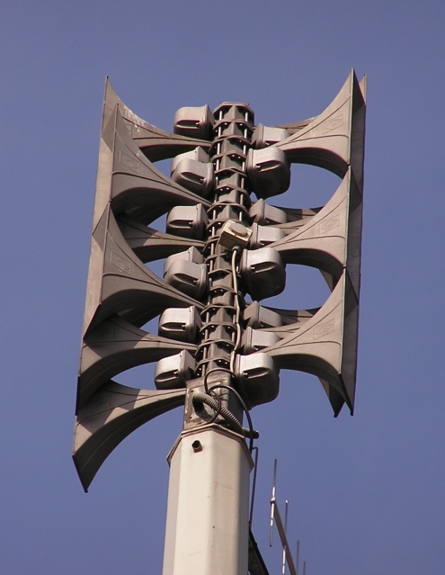 Example of an electronic siren Example of an electronic siren