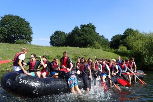 Funboat tours bocholt_tourism_leisure_funboat1