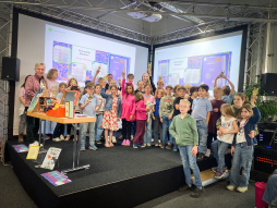 Oskar Gala at the Bocholt Summer Reading Club This year's summer reading club, organised by Bocholt Municipal Library, drew to a close with an Oscar-themed gala at the Futura Media Centre