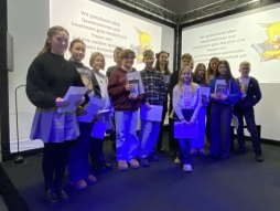   12 pupils from secondary schools competed against each other 