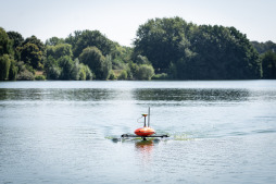  Die schwimmende Sonde geht dem Aasee \