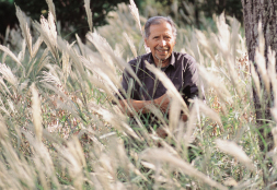  Wolfgang Oehme didn't talk much and when he did, it was about Goldsturm, Herbstfreude and Malepartus, i.e. plants. His pioneering garden design ideas are the focus of Stefan Leppert's lecture. 