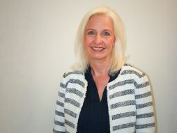  Speaker: Dagmar Jeske, graduate in public administration 