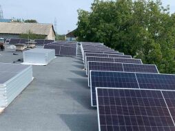 Photovoltaic system in Bocholt's twin town Verkhniodniprovsk The photovoltaic system was installed on the roof of the 'Veselka' kindergarten.