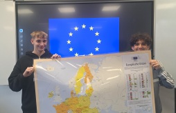  The young people are being trained as EU Youth Ambassadors. 