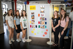 The young people present their works of art The young people present their works of art