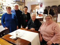 Jolanta und Rimantas Balciauskiene, stellvertretende Bürgermeisterin Elisabeth Kroesen und Stasys und Anneliese Cirpus beim Empfang am Donnerstag Jolanta und Rimantas Balciauskiene, stellvertretende Bürgermeisterin Elisabeth Kroesen und Stasys und Anneliese Cirpus beim Empfang am Donnerstag