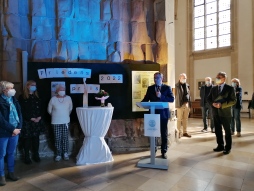 Thomas Kerkhoff lobt das grenzüberschreitende Projekt In seinem Grußwort erinnerte Bürgermeister Thomas Kerkhoff an die Zerstörung der Stadt Bocholt vor 77 Jahren.