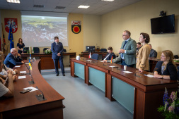 Mayor Vitalijus Mitrofanovas (centre) welcomed the European guests at Akmenè Town Hall. Mayor Vitalijus Mitrofanovas (centre) welcomed the European guests at Akmenè Town Hall.