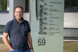  Ab sofort ist Bruno Wansing, Integrationsbeauftragter der Stadt Bocholt, im Europahaus zu finden - In dieser Woche zog er mit dem Integrationsbüro um. 