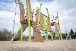  New playground equipment and equipment for weight training were also newly erected 