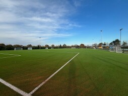  The artificial turf pitch was created thanks to financial support from the federal programme \