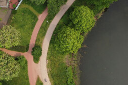  The cycle paths at the Aasee are being renovated 