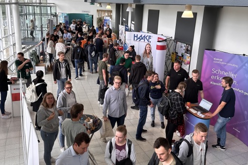 240626_Internationale_Matchingmesse_2023_Foyer_WHS_Aussteller_Foto_WirtschaftsförderungBocholt_Web