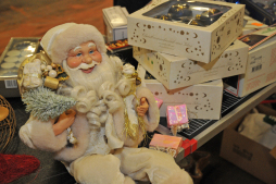 Weihnachtssperrmüllbörse des ESB - Bild 1 Auch bei der Weihnachtssperrmüllbörse des ESB geht es um Weiterverwendung.