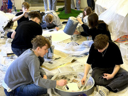  Auch in diesem Jahr beteiligen sich Schülerinnen und Schüler des Mariengymnasiums an einer Europaausstellung 