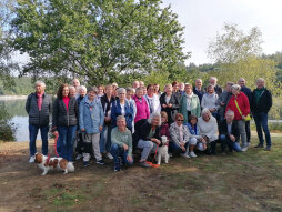  Die Bocholter Reisegruppe beim gemeinsamen Austausch 