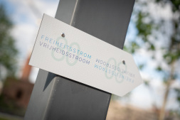 Kunstprojekt 'FREIHEITSSTROM - VRIJHEIDSSTROOM' Künstlerinnen und Künstler aus Bocholt und Doetinchem feiern Abschluss ihrer gemeinsamen Ausstellung