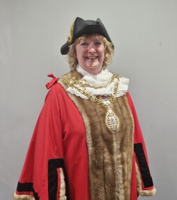  Michelle Smith, Mayor of Rossendale 