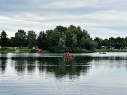 IMG_5964.jpeg Einsatzkräfte von Feuerwehr und DLRG