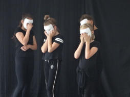  Kostenloser Schauspielworkshop für Mädchen im Alter von 10 bis 14 