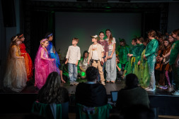  In diesem Jahr führt die Kindermusicalgruppe der Musikschule das Stück 'WIMBA' auf 