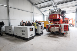 Notstromaggregat 1 Die Stadt Bocholt hat jetzt vorsorglich sechs Notstromaggregate angeschafft für den Fall, dass es in Bocholt zu einem großflächigen Stromausfall kommen sollte.