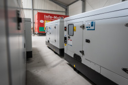 Notstromaggregat 2 Die Notstromgeneratoren werden mit Kraftstoff betrieben.