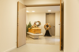 Neue Trauerhalle Friedhof Bocholt innen Neue Trauerhalle Friedhof Bocholt innen