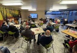 Seniorinnen und Senioren mit Pflegegrad sowie interessierte Nachbarschaftshelfer sind herzlich eingeladen, sich in lockerer Atmosphäre kennenzulernen und für die Nachbarschaftshilfe zu verabreden. Seniorinnen und Senioren mit Pflegegrad sowie interessierte Nachbarschaftshelfer sind herzlich eingeladen, sich in lockerer Atmosphäre kennenzulernen und für die Nachbarschaftshilfe zu verabreden.