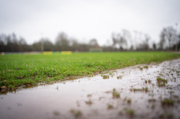  Die städtischen Rasenplätze sind wetterbedingt gesperrt, teilt die Stadt Bocholt mit. 