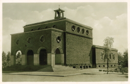 Historische Aufnahme Friedhofskapelle Blücherstraße Historische Aufnahme der Friedhofskapelle an der Blücherstraße aus den 30-er Jahren des vorigen Jahrhunderts.
