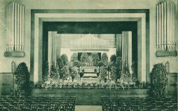 Historische Orgel Paulushaus Die Einweihung und Vorführung der Konzertorgel im Paulushaus erfolgte am 20. Januar 1929 durch Prälat Franz Richter von St. Georg.