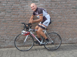 Armin te Grotenhuis Stadtradeln 2022 Daumen hoch: Armin te Grotenhuis sammelte beim Stadtradeln 2022 stolze 2.239 Radkilometer für Bocholt.