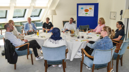 Dritter Workshop des Netzwerks \ In drei Gruppen tauschten sich die Teilnehmerinnen und Teilnehmer zu unterschiedlichen Themen aus.