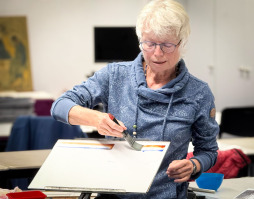  Het Frans-Duitse kunstproject 'Light in Watercolour - Let's see Europe DIFFERENTLY!' werd voortgezet met een aquarelworkshop in het Mariengymnasium.  