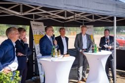 7Höfe Start bouw 2 Voor burgemeester Thomas Kerkhoff van Bocholt zijn de \