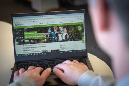  Nieuwe informatiedienst voor mensen met een handicap 