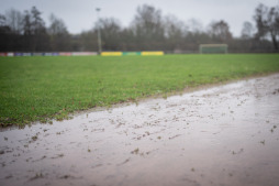  De stad Bocholt heeft aangekondigd dat de gemeentelijke velden gesloten zijn vanwege het weer. 