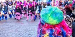 Roze Maandag Parade Carnaval \