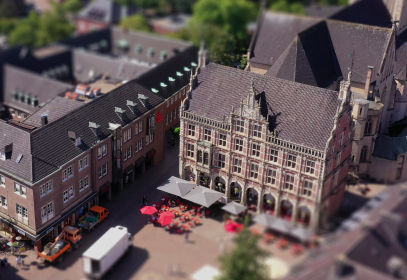 Het stadhuis vanuit de lucht