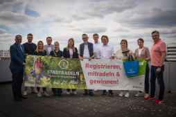  Die BEW Bocholter Energie- und Wasserversorgung, die Gilde-Gruppe und die Stadt Bocholt verlosten Preise unter allen STADTRADELN-Teilnehmenden 