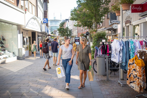 2023-09-08_Shooting-Stadtmarketing-215_PresseService
