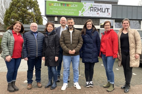 Woche der Armut 2024 Gruppenfoto